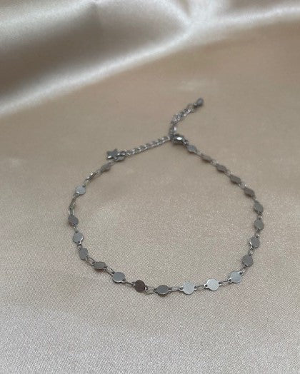 Enkelbandje minimalistic dots