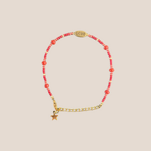 Load image into Gallery viewer, Armbandje Love rood
