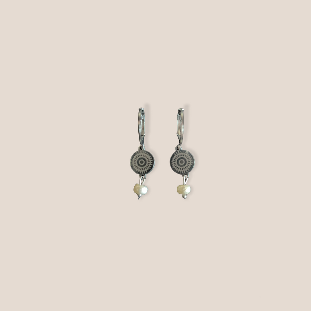 Oorbellen Round barok zilver